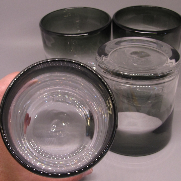 Glass Set of 4 Black & Gray Ombre Low Ball Hand Blown Hand Made 16oz NWOT - Picture 11 of 14
